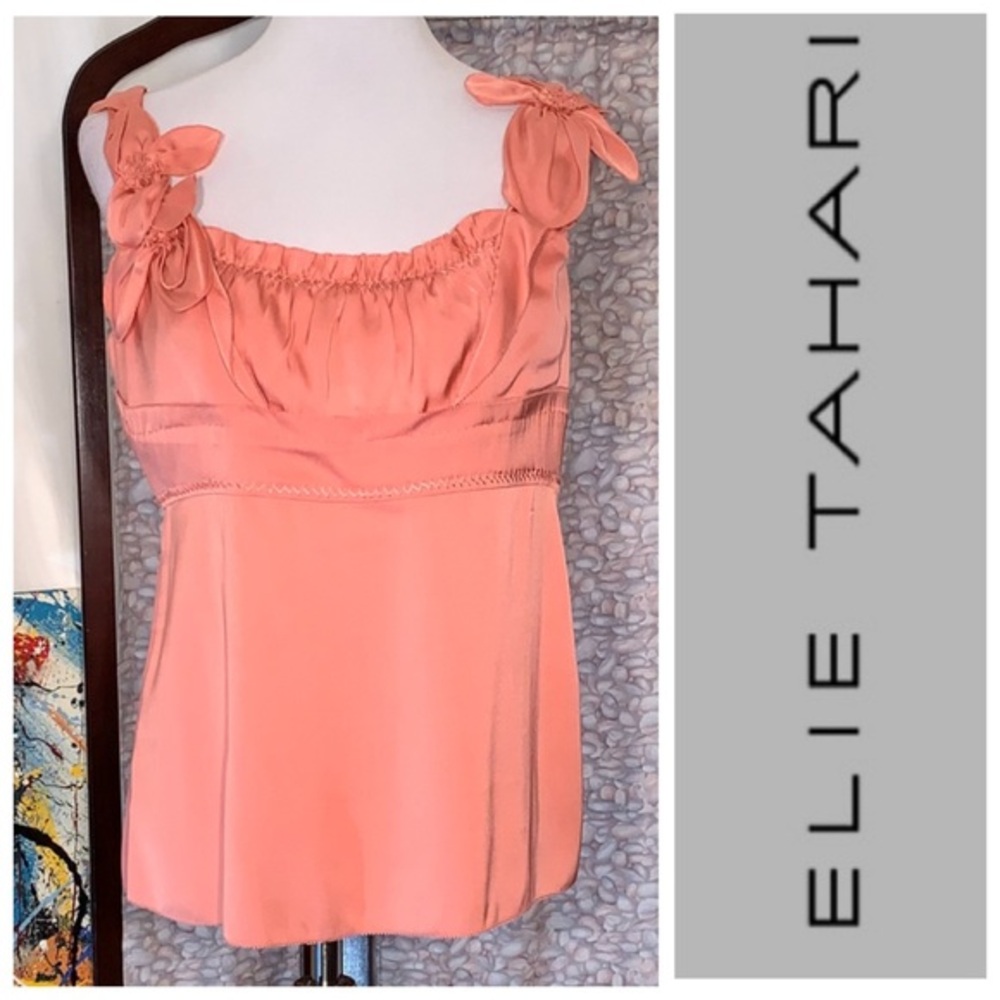 Elie Tahari pink champagne sleeveless top.